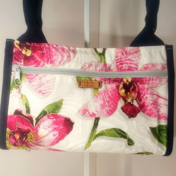 Handmade Mini Handbag - Picture 2 of 9